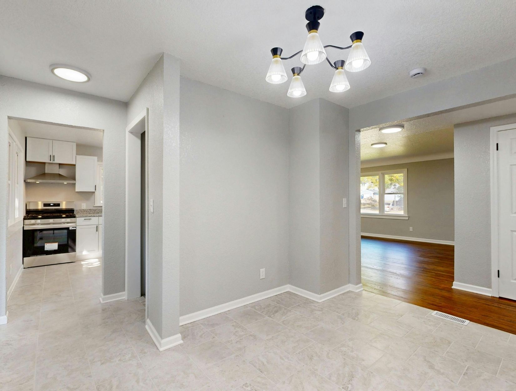Detailed Cleaning for Every Room