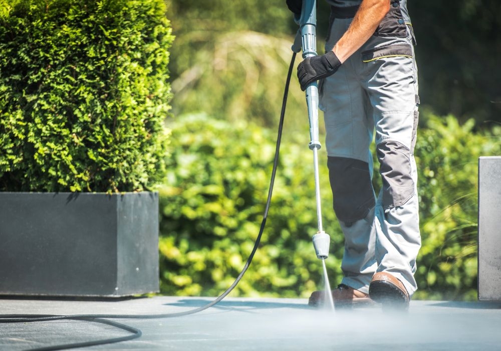 Can pressure washing help with allergies?