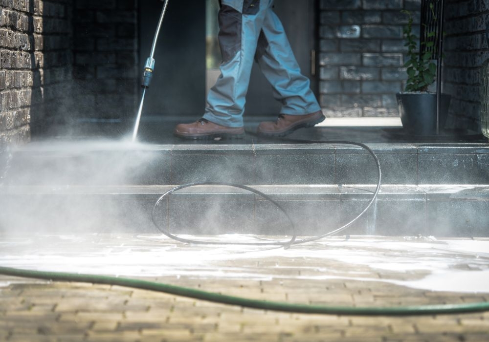 What is the best time of year for exterior house washing?