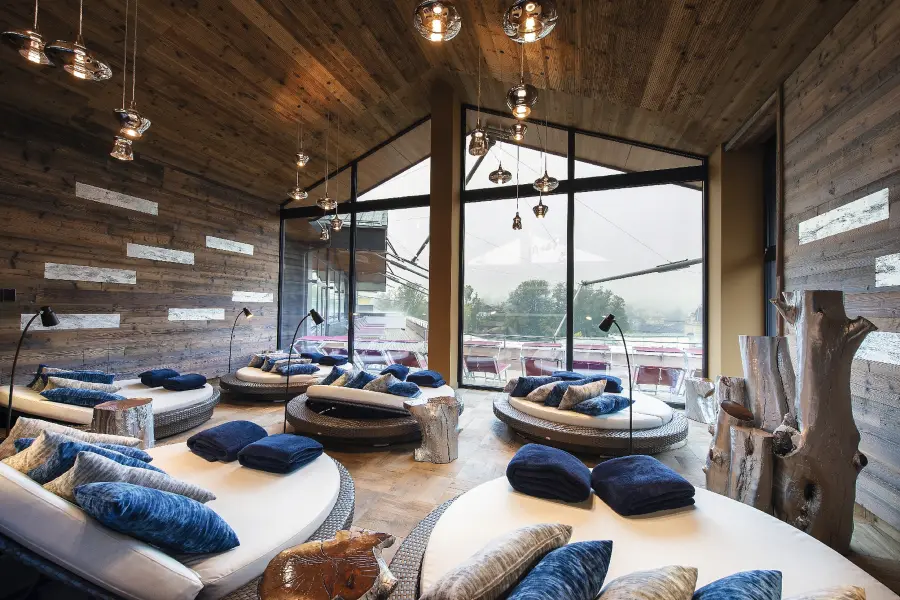 4* Spa Hotel Royal image