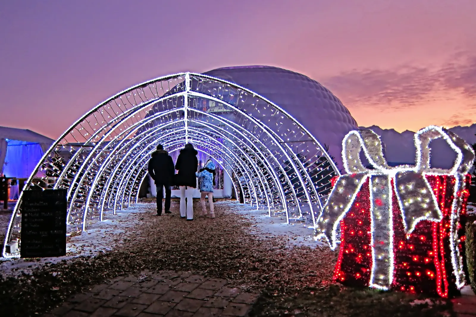 Montreux Christmas market image