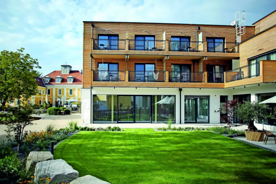 Hotel Donau Lodge image