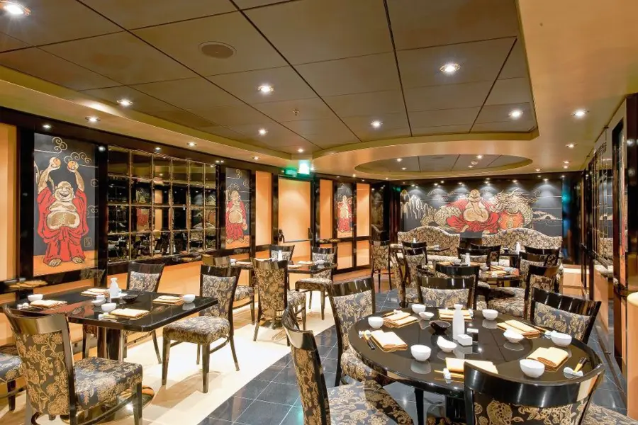 Restaurant à bord du navire de croisière MSC Magnifica