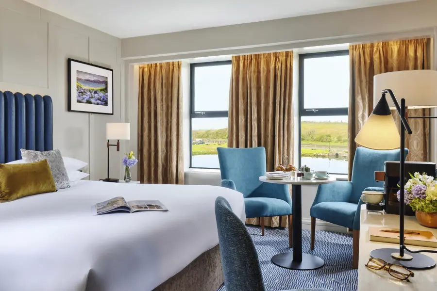 Westport Coast Hotel, Westport image