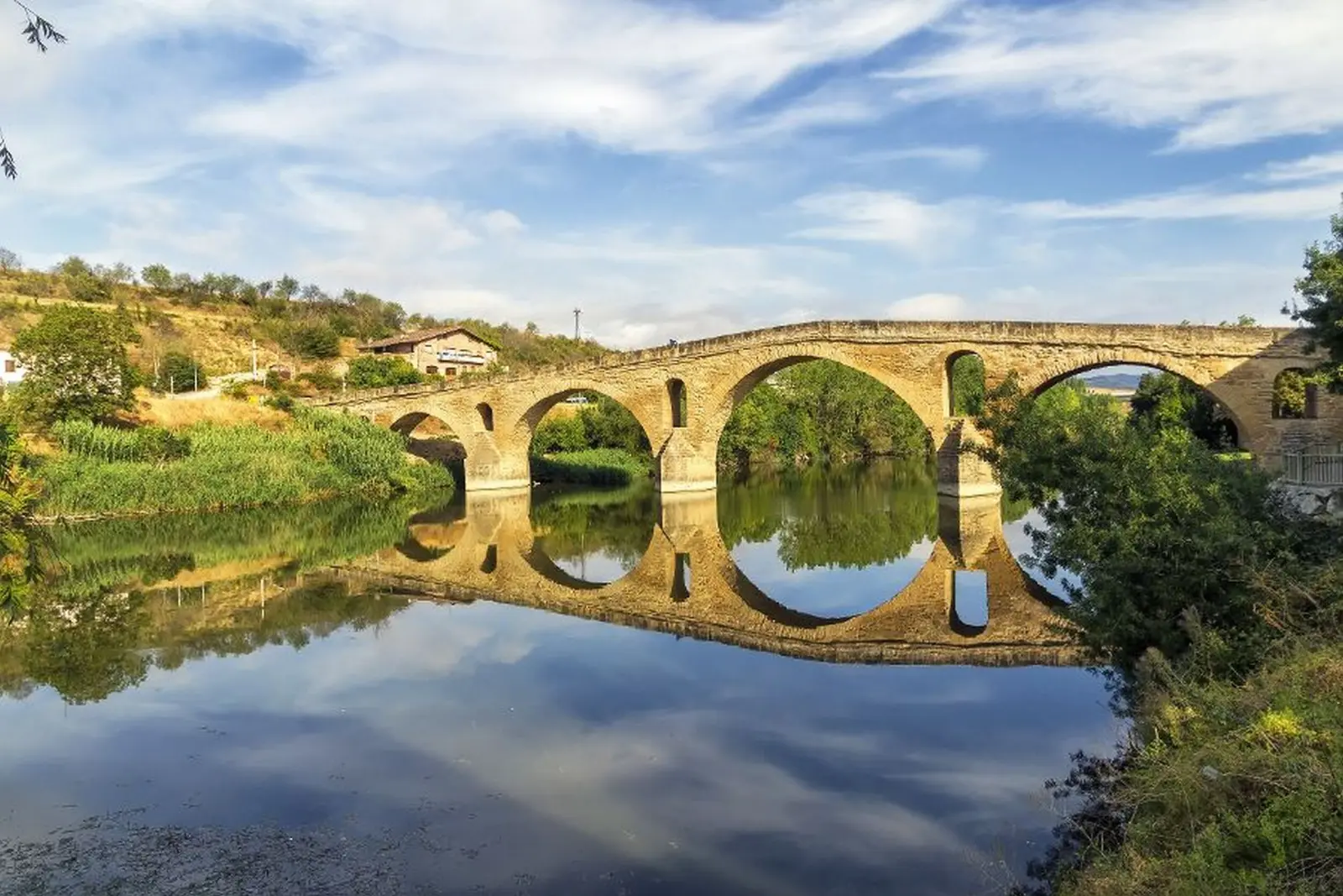 Ponte dei pellegrini a Puente la Reina immagine