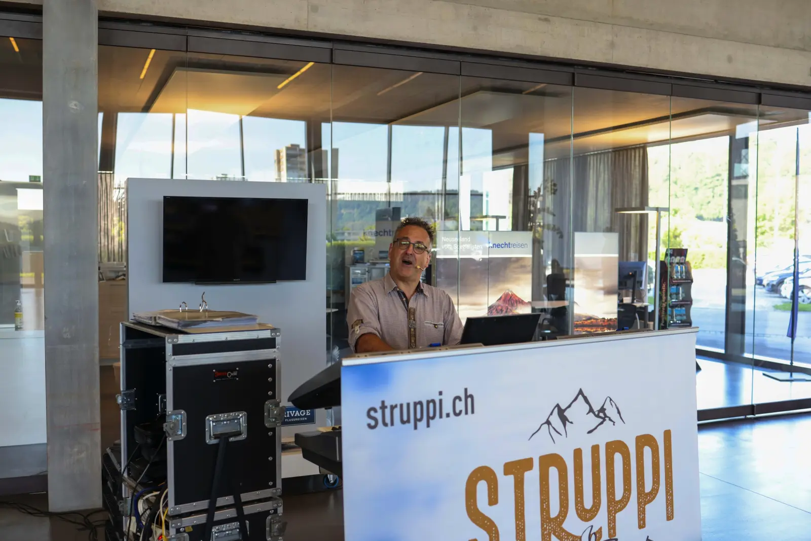 Struppi visiting us at our travel centre image