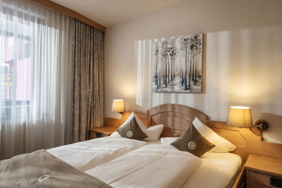 Hotel Sonnschein, Niederau image