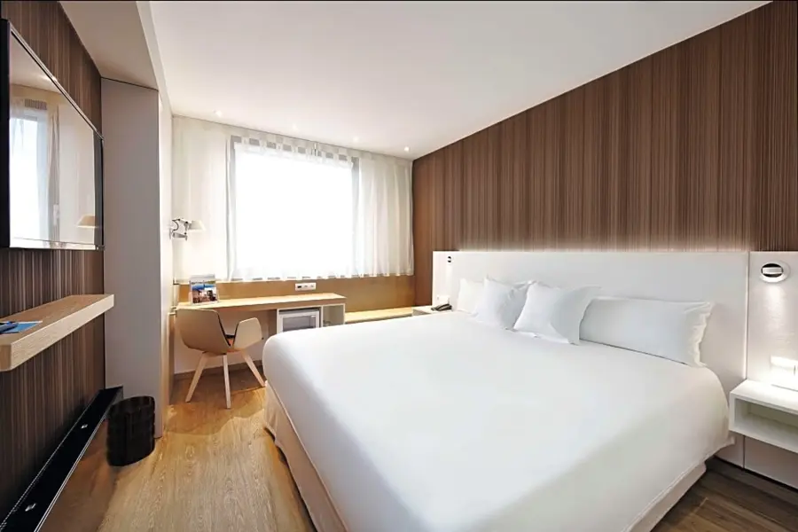 Camera Hotel Occidental Praha immagine