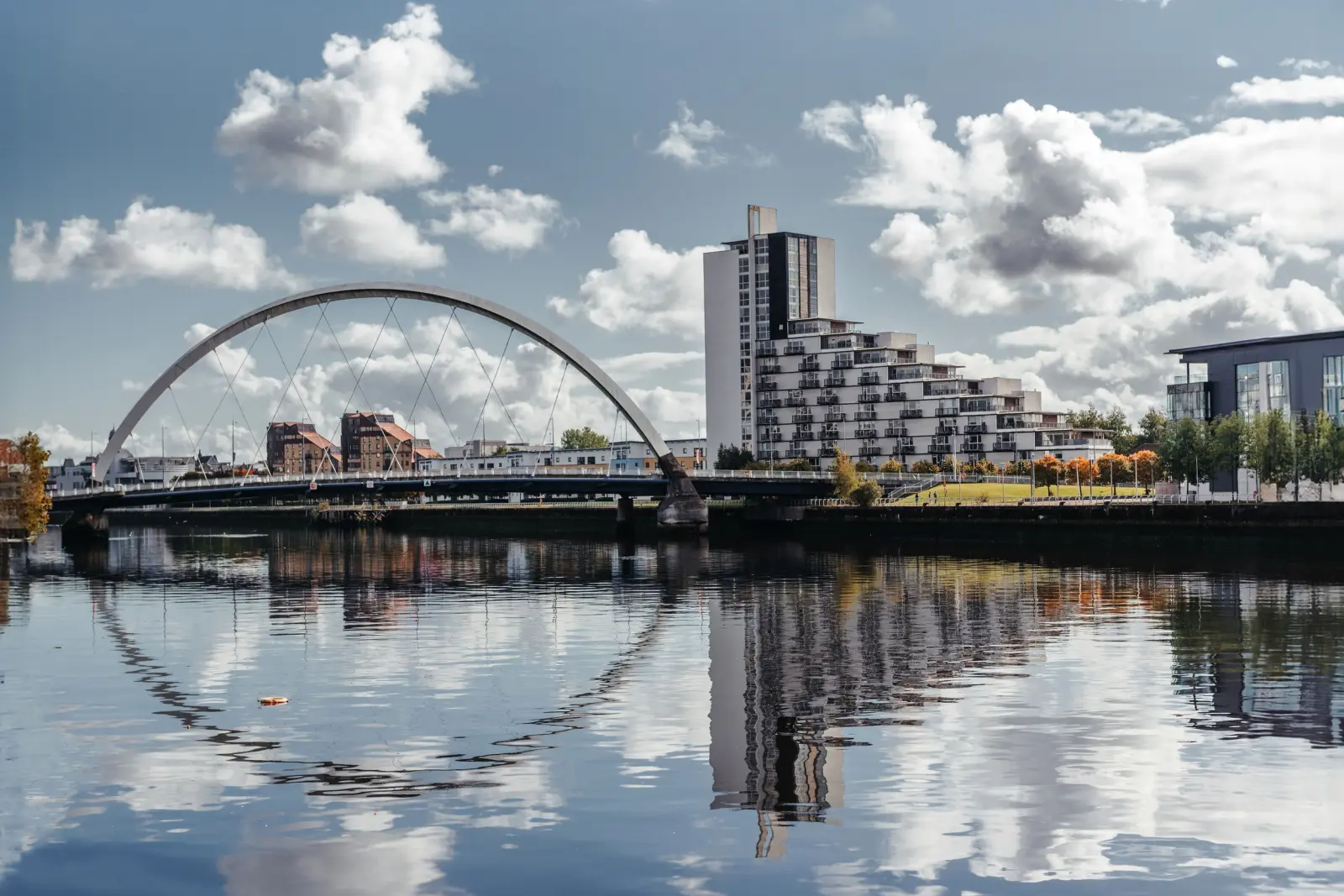 Clyde Arc Squinty Bridge Glasgow Bild