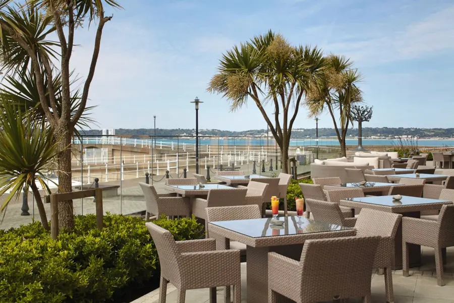 Radisson Blu Waterfront, St. Helier image