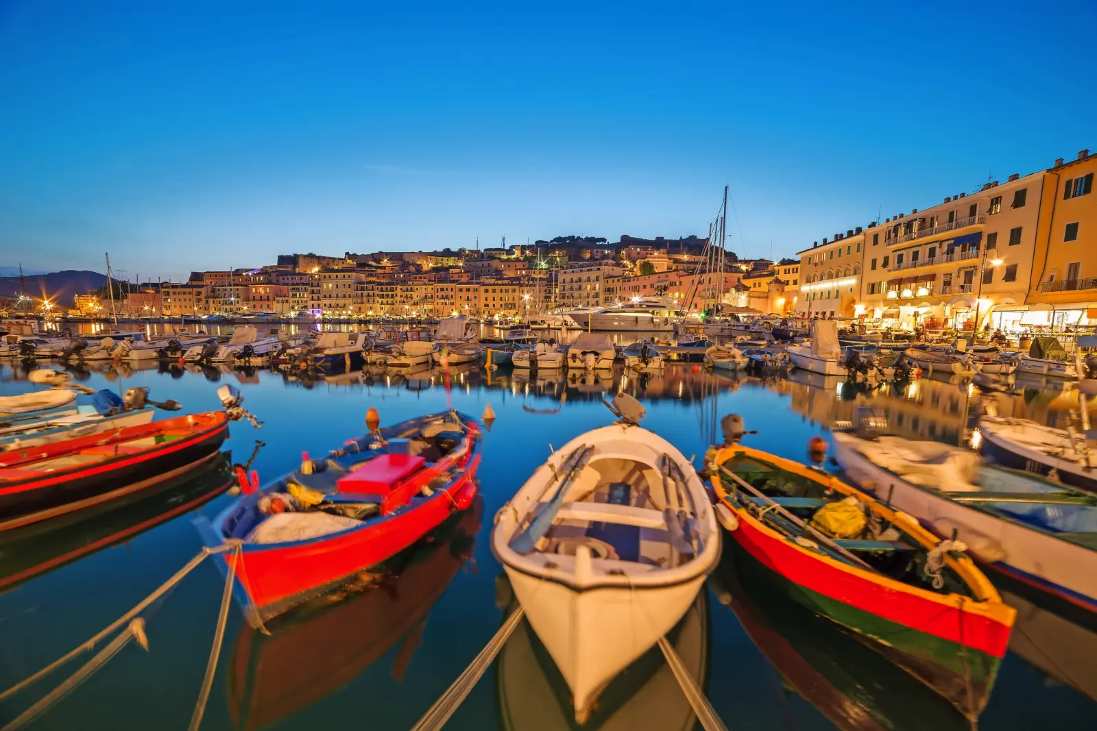 Atmosfera serale a Portoferraio immagine