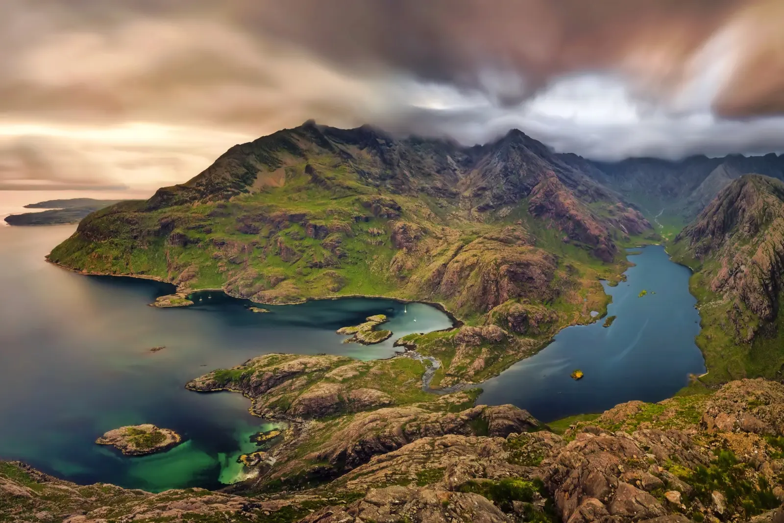 Image Loch Coruisk