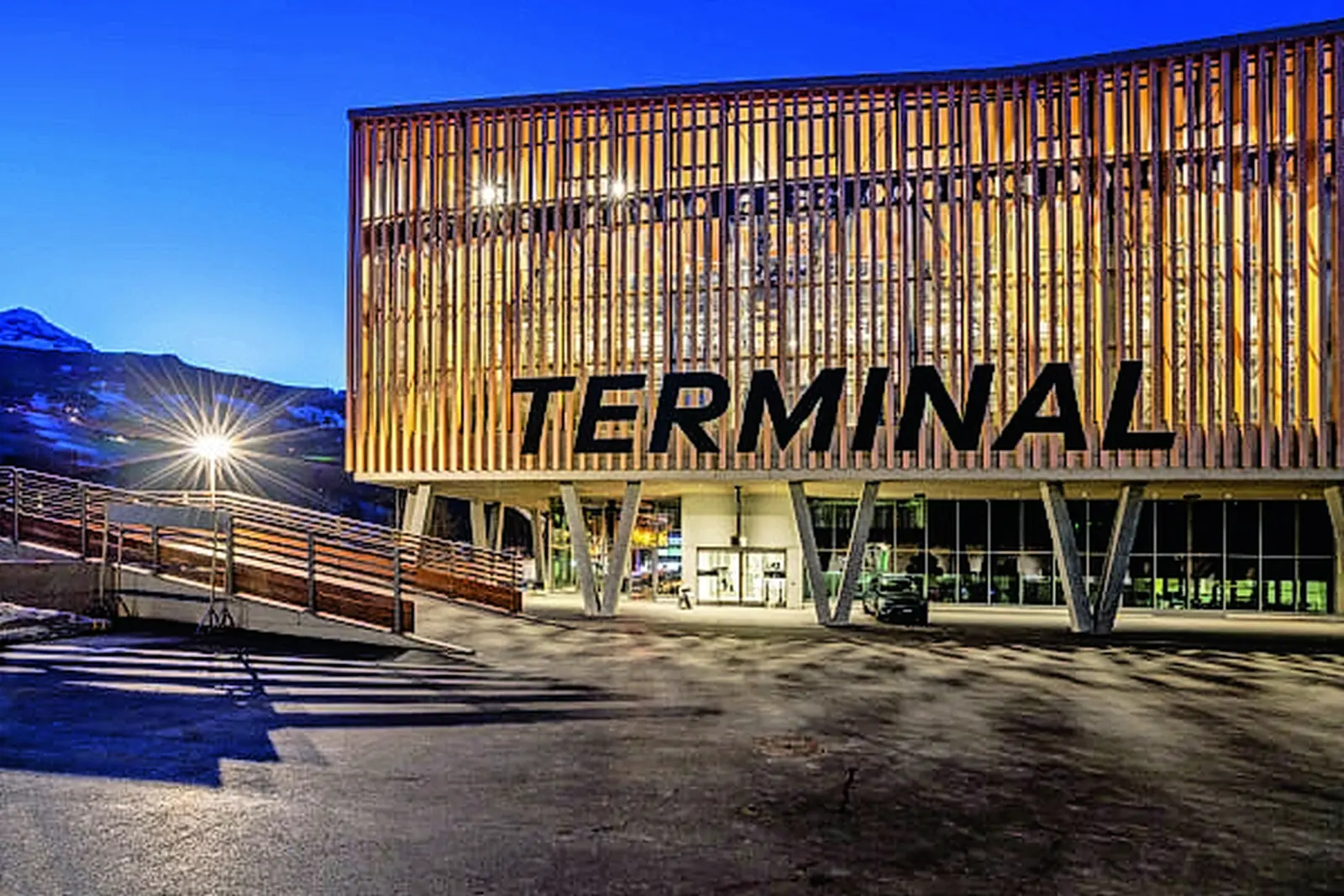 Grindelwald Terminal