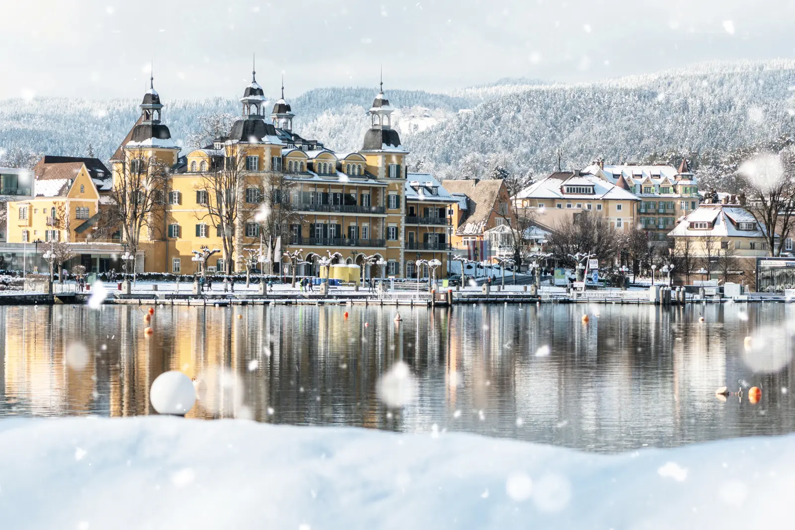 Schlosshotel Velden in veste invernale