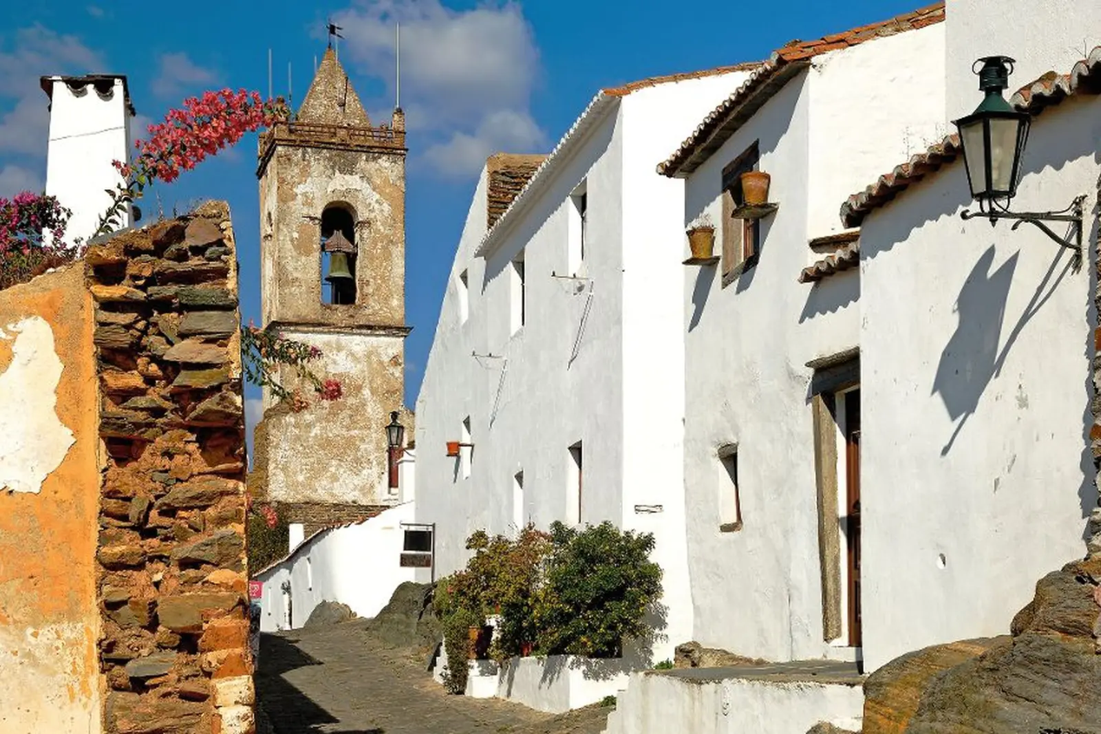 Évora