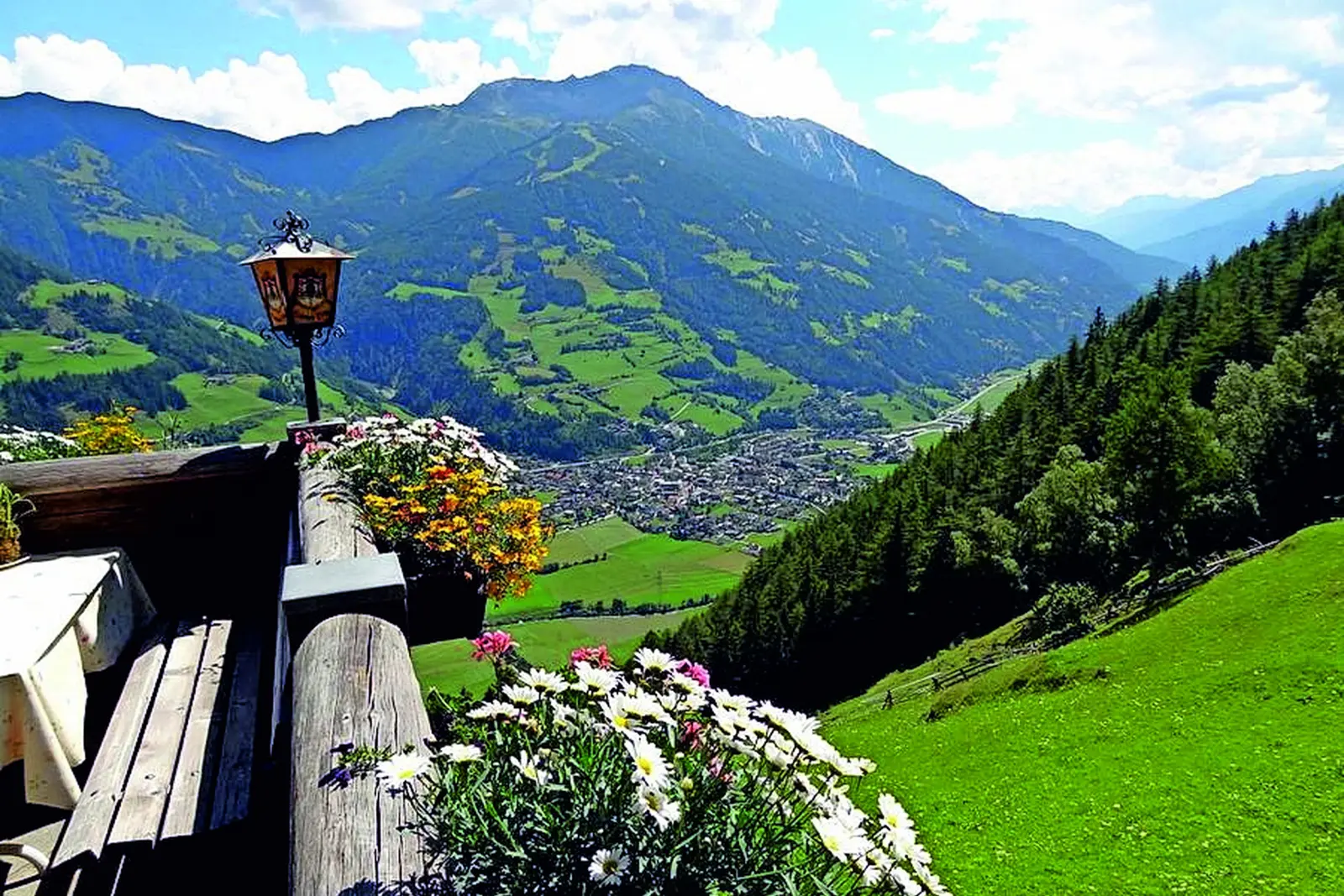 Vista dall'osteria delle erbe Strumerhof