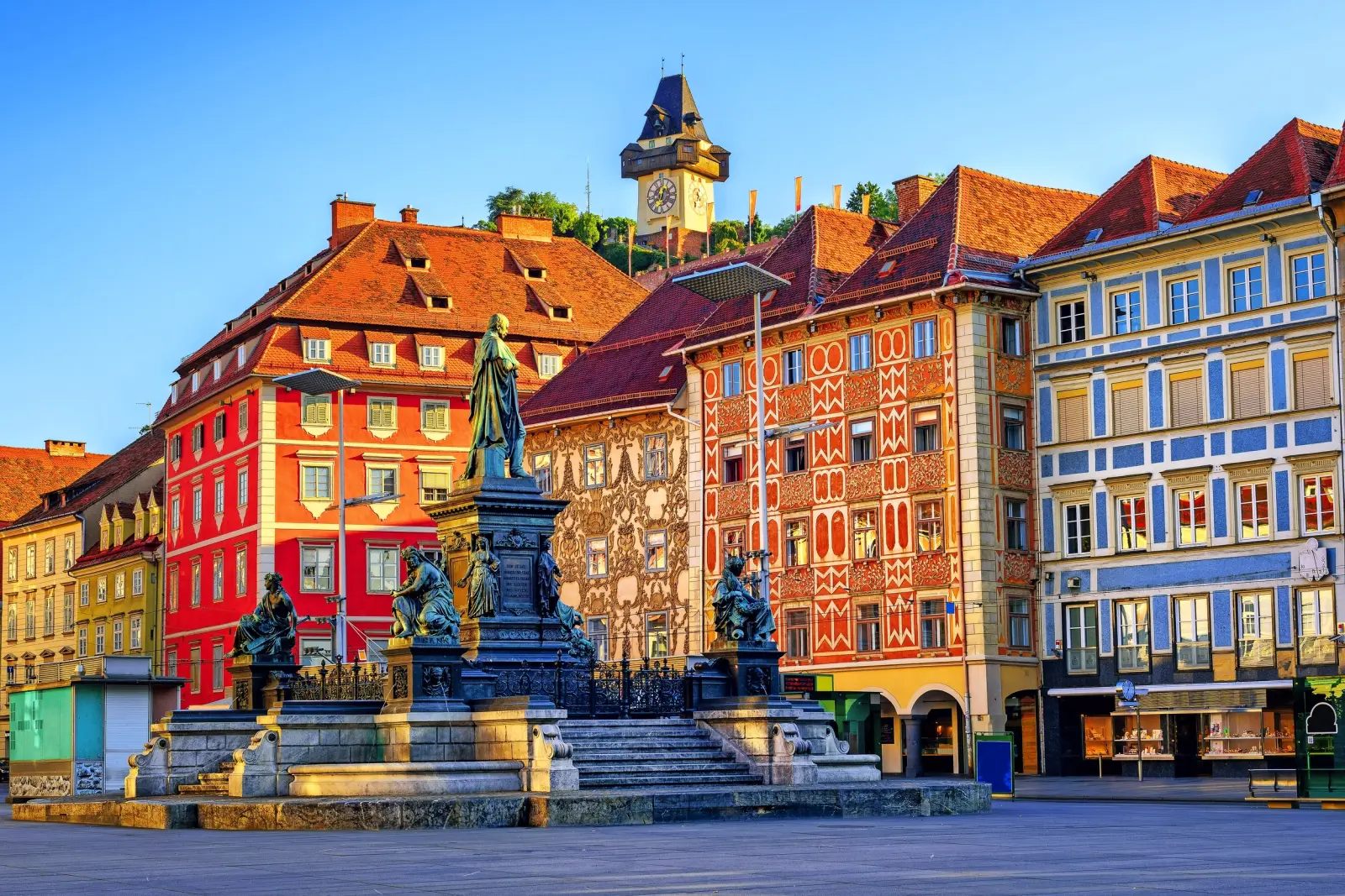 Piazza del centro storico di Graz