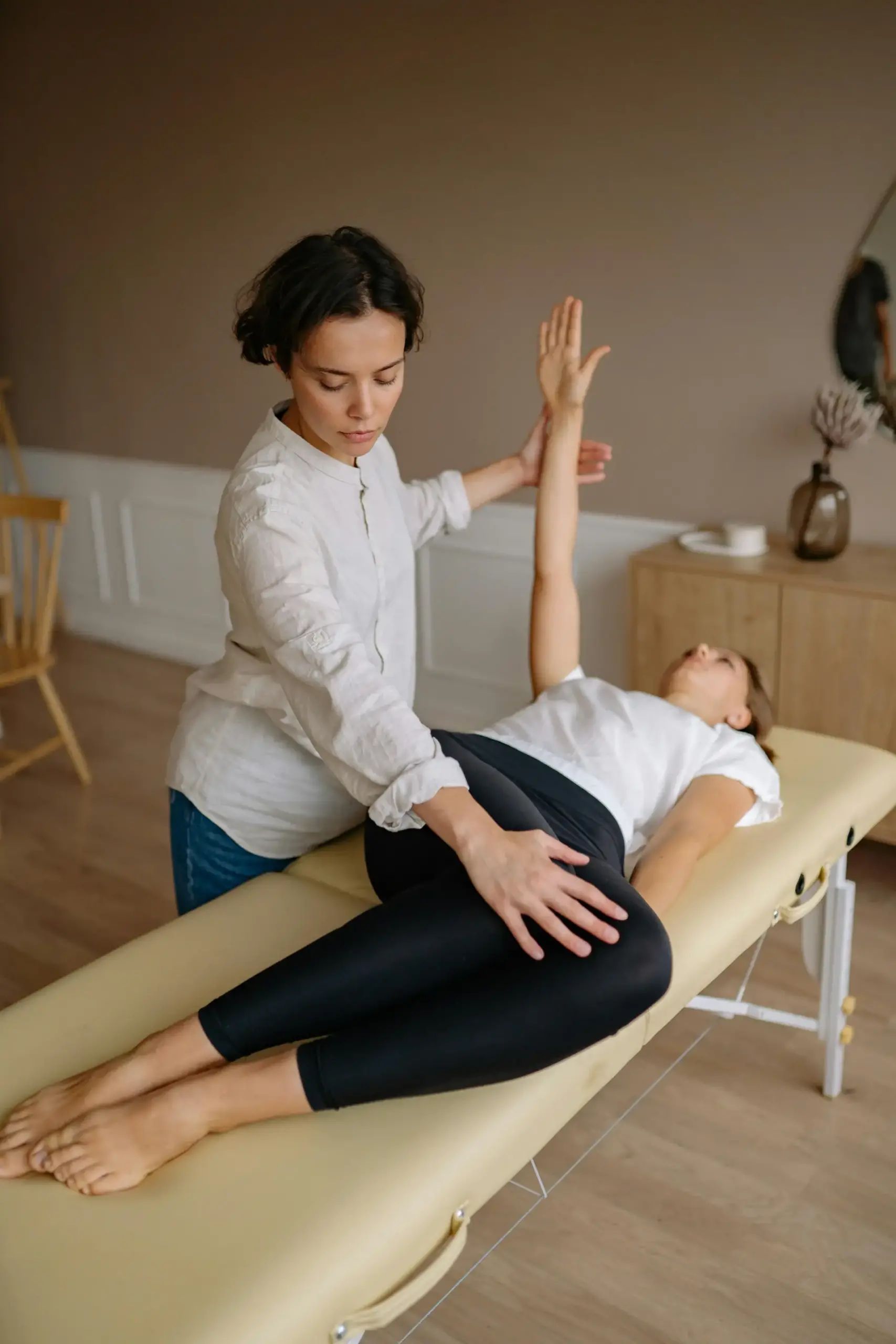 Physiotherapy Services For Seniors At Home Vancouver Convenient Physio