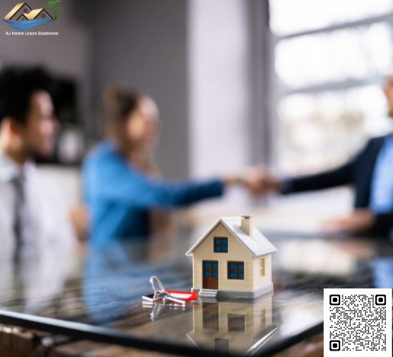 What is the difference between refinancing and switching lenders?