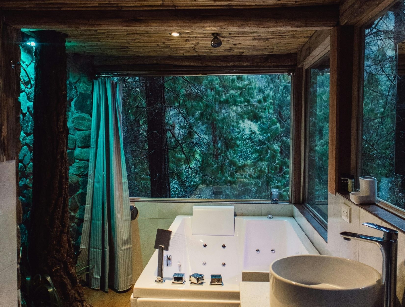 Happy Clients Share Their Spotless Experience