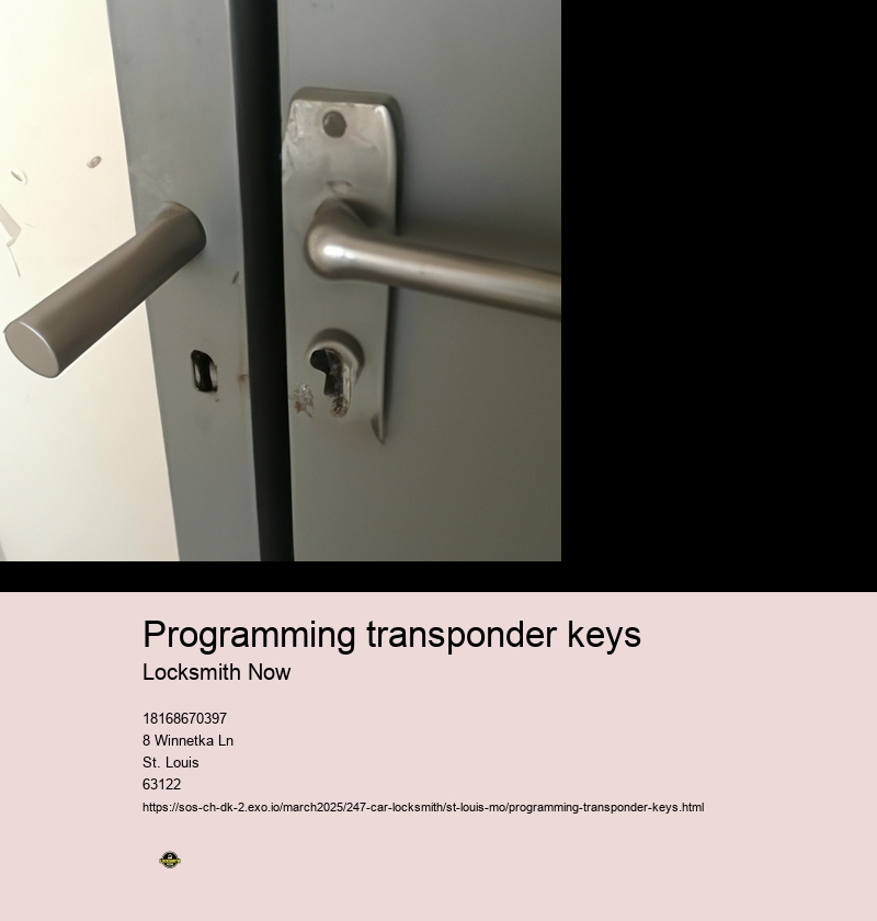 Programming transponder keys