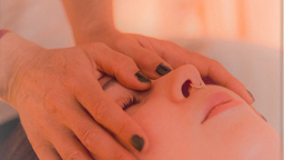 AUBE BLEUE MASSAGES, studio a Prangins