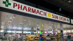 Sun Store Marin Centre, pharmacie à La Tène