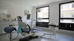 CDC Zahnarztpraxis, studio dentistico a Bienna