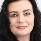 Ms Deshire Krasniqi, prophylaxis assistant in Biel/Bienne