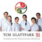 Frau Gao, Spezialistin für Traditionelle Chinesische Medizin (TCM) in Opfikon