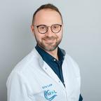 Dr. De Luca, specialist in general internal medicine in Gland