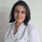 Latifa Didi, dentist in Meyrin