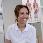 Ms Ayadi, therapeutic massage therapist in Uster