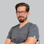 Herr Antonio Casavela, Dentalhygieniker in Luzern