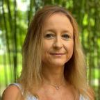 Ms Gautschi-Poite, reflexology therapist in Geneva