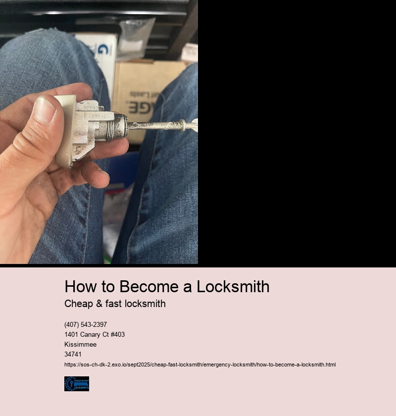 Understanding the Role of an Emergency Locksmith