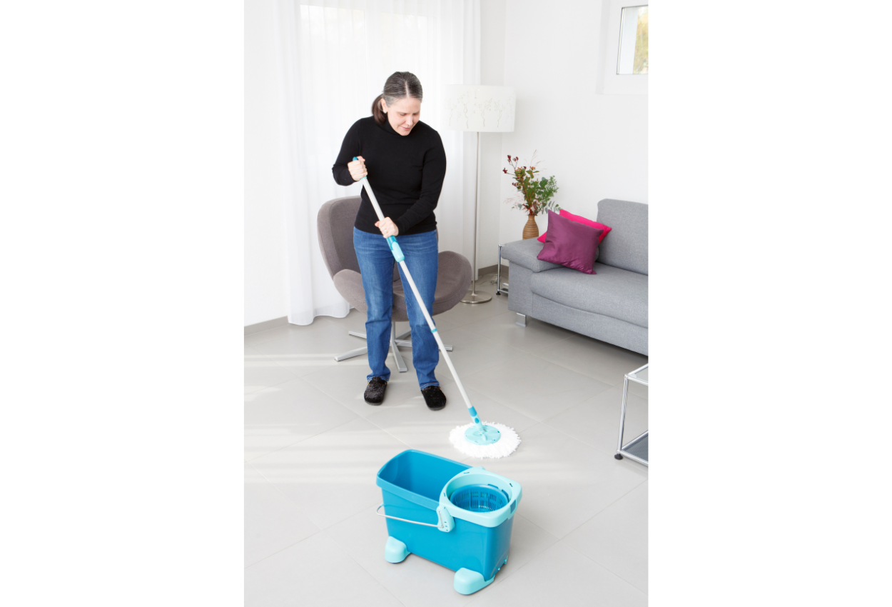 Wischmopp mit Rollwagen_4