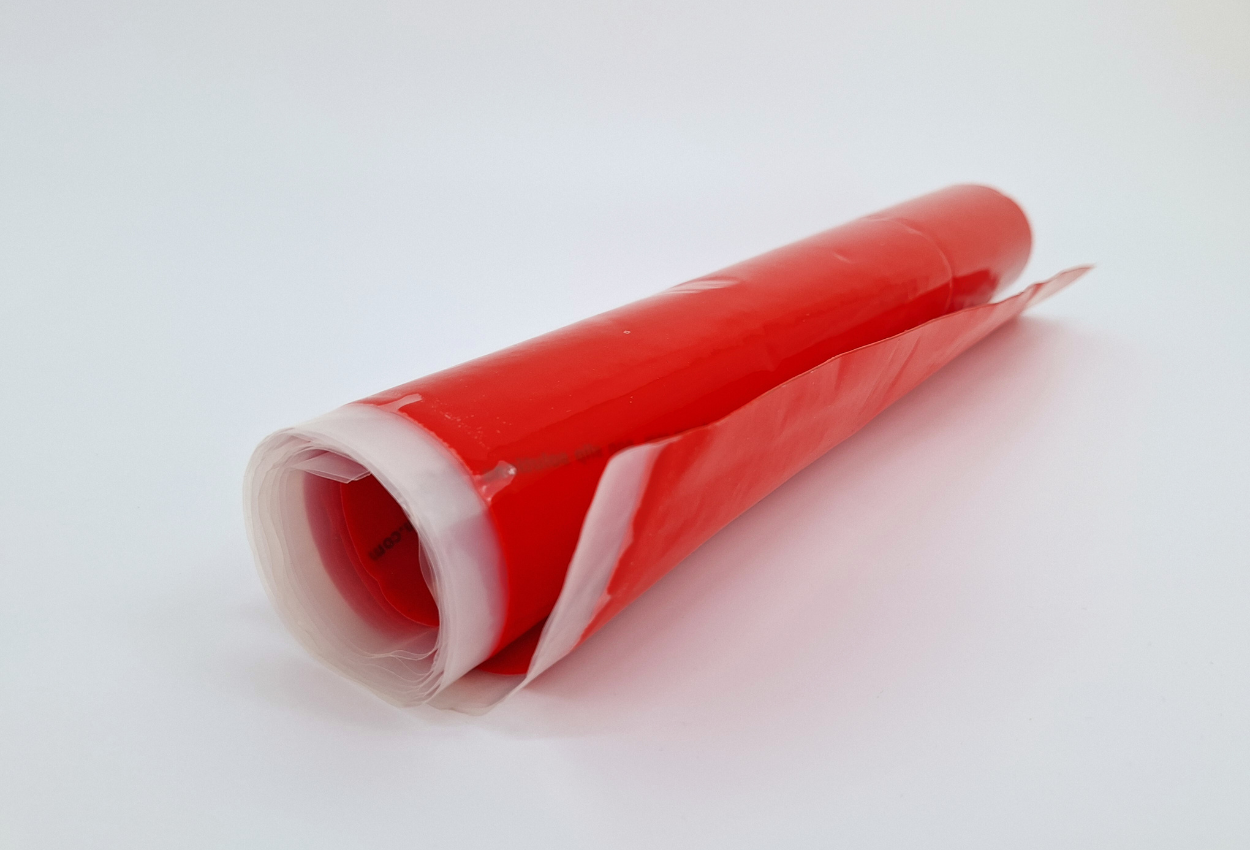 Feuilles antidérapante rouge (1 m x 40 cm)
