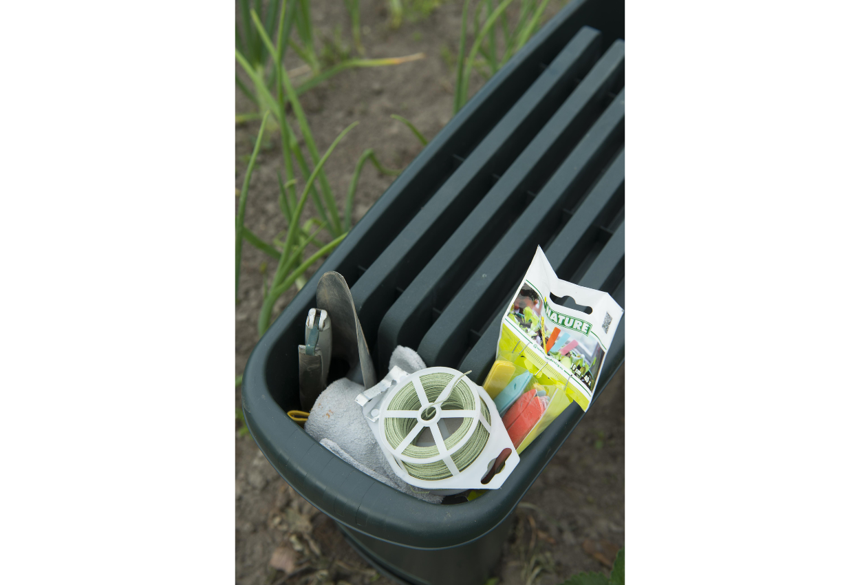 Gartensitz und Kniebank_5