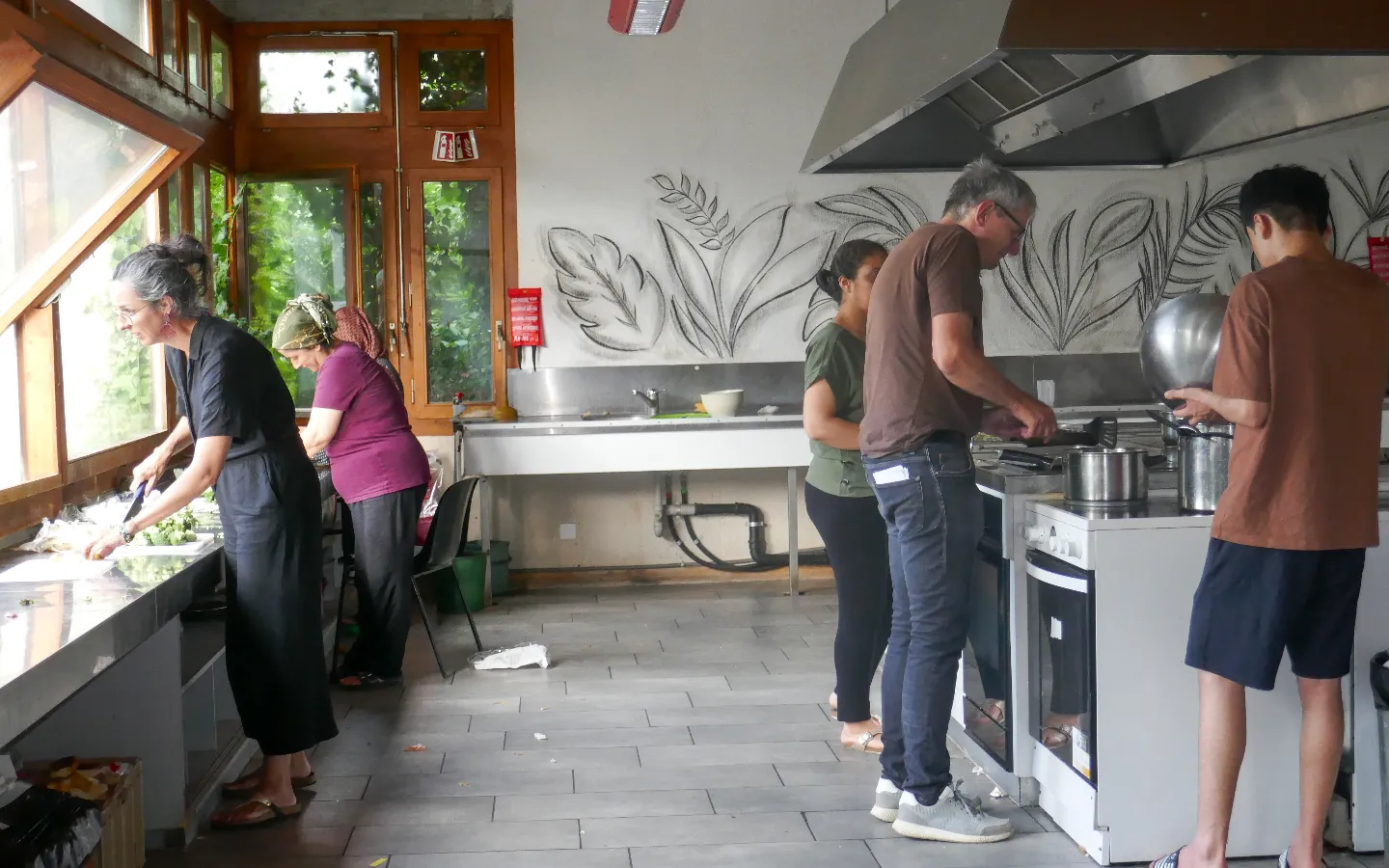 Kochen mit Geflüchteten - ein Projekt des SRK im Kanton Bern