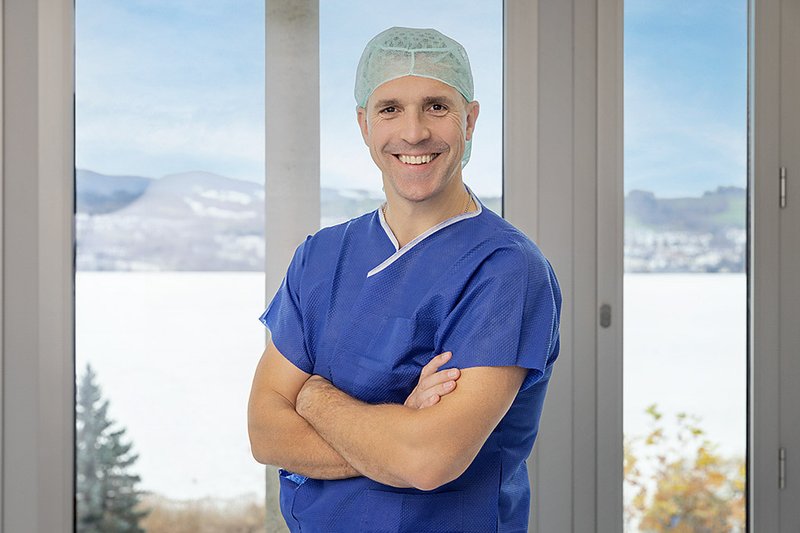 Bueter_Marco_Chirurgie_Portrait_blau_Web_1024