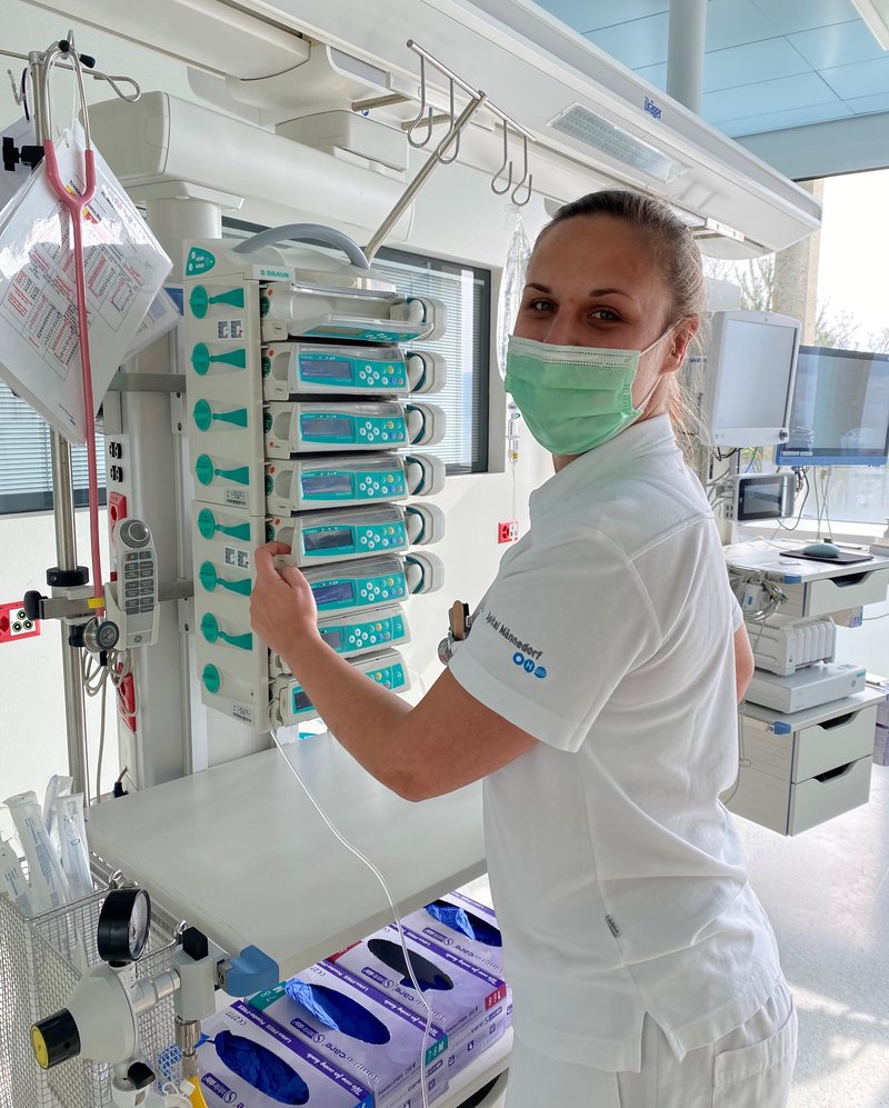 Daniela in der IPS_quadratisch.jpg