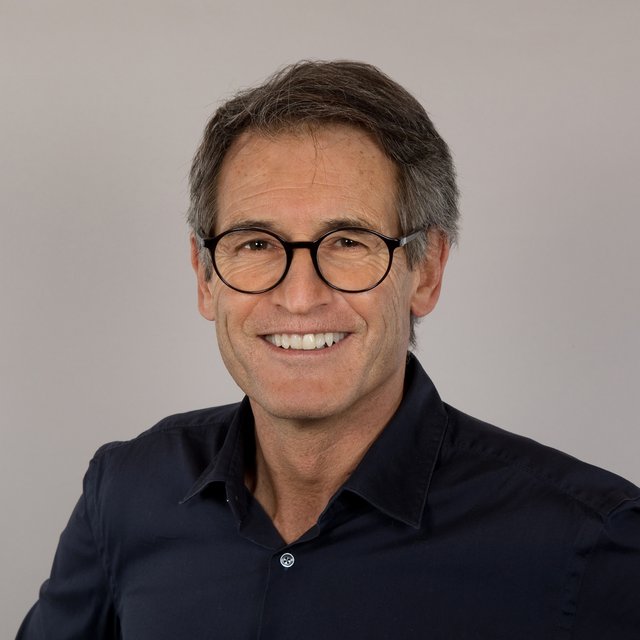 Photo Dr. med. Stefan Metzker