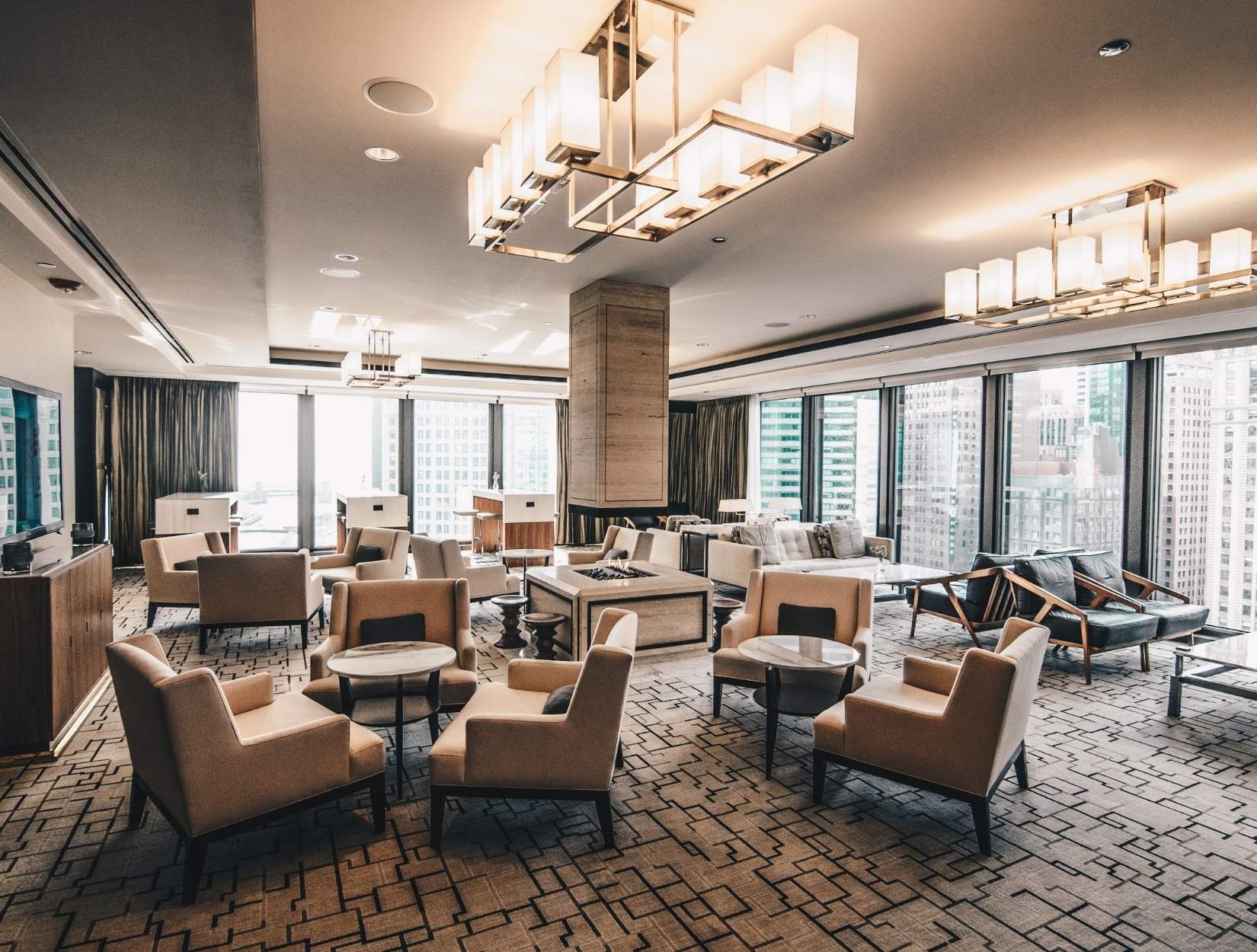 Do professional cleaners in Atlanta arrive on time?