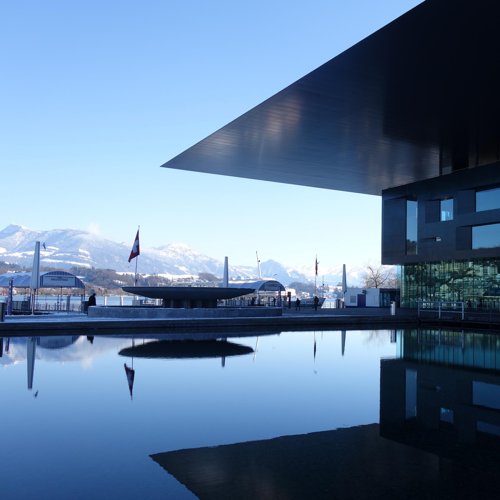 Bild von avolut unterstützt das D2C Summit im KKL Luzern